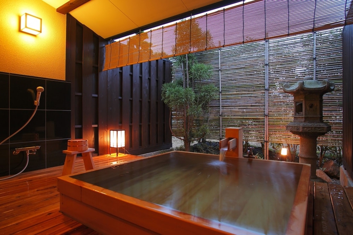 Imagen de la piscina del Hotel Atami Onsen Yuyado Ichibanchi. Foto 19