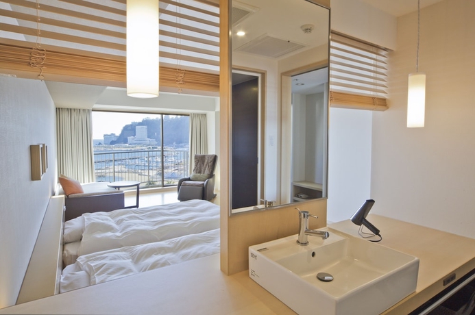 Imagen de la habitación del Hotel Atami Seaside Spa and Resort. Foto 6