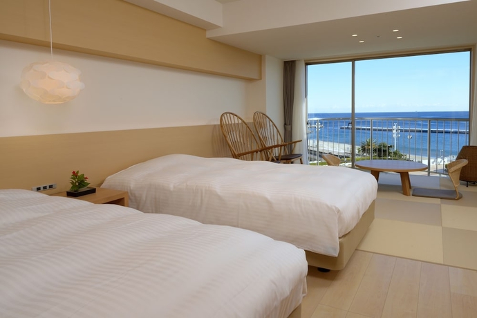 Imagen de la habitación del Hotel Atami Seaside Spa and Resort. Foto 7