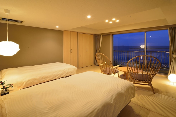 Imagen de la habitación del Hotel Atami Seaside Spa and Resort. Foto 9