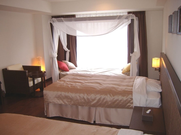 Imagen de la habitación del Hotel Atami Seaside Spa and Resort. Foto 12