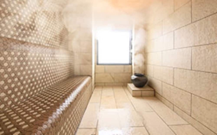 Imagen de la piscina del Hotel Atami Seaside Spa and Resort. Foto 19