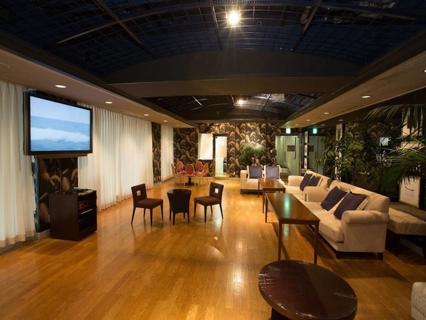 Imagen de los interiores del Hotel Atami Season. Foto 10
