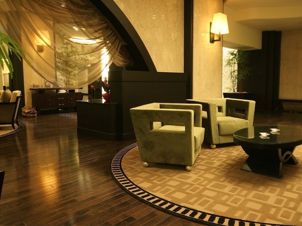 Imagen de los interiores del Hotel Atami Season. Foto 17