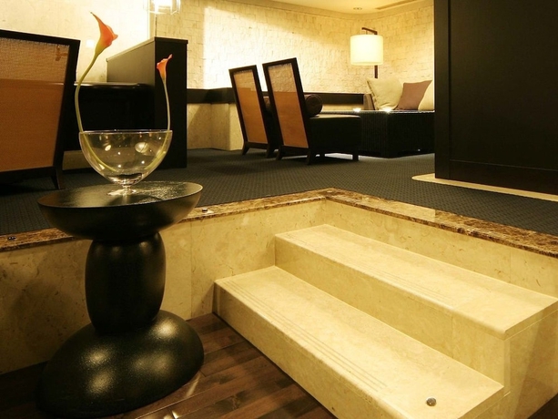 Imagen de los interiores del Hotel Atami Season. Foto 18