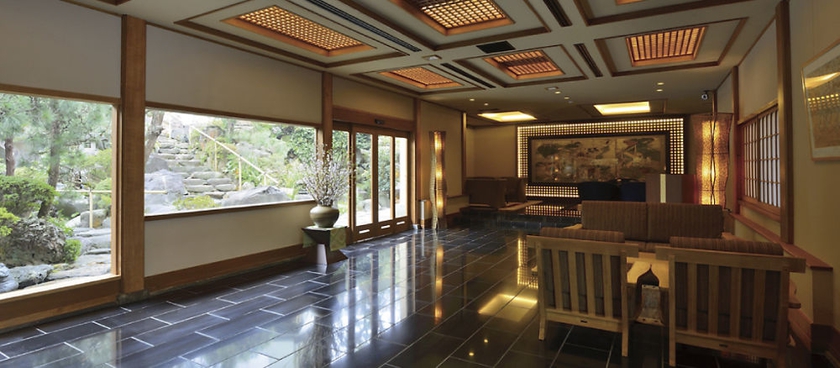 Imagen de los interiores del Hotel Atami Sekitei. Foto 5