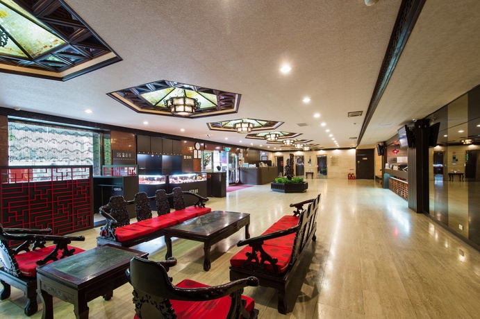 Imagen de los interiores del Hotel Atami Taipei Onsen. Foto 11