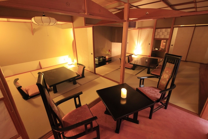 Imagen de la habitación del Hotel Atarayo Nishiizu. Foto 7