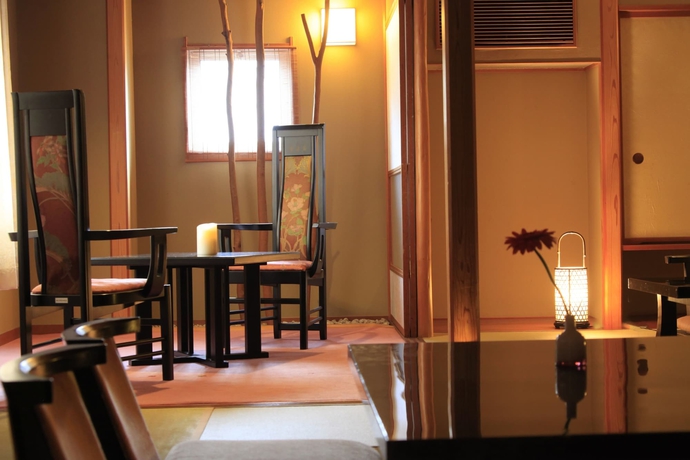 Imagen de la habitación del Hotel Atarayo Nishiizu. Foto 8