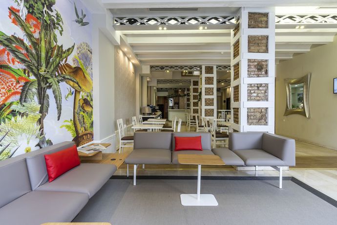 Imagen del bar/restaurante del Hotel Atarazanas Malaga Boutique. Foto 3