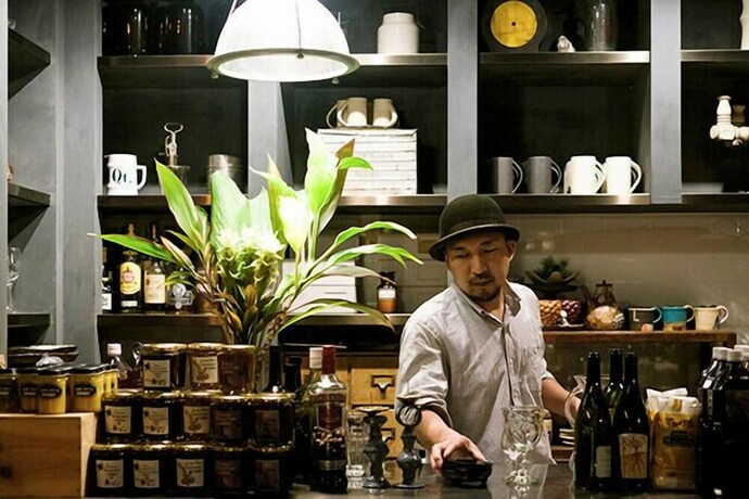 Imagen del bar/restaurante del Hotel Atelier Caf&eacute; bar Seihei. Foto 15