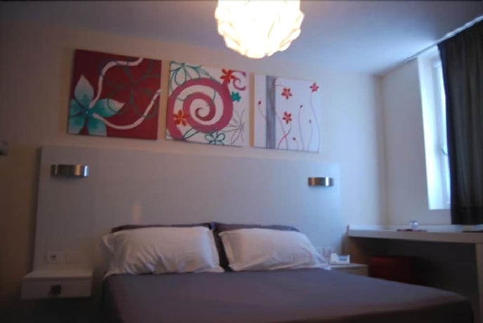 Imagen de la habitación del Hotel Atelier Design. Foto 6