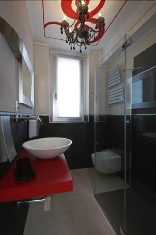 Imagen de la habitación del Hotel Atelier Design. Foto 10