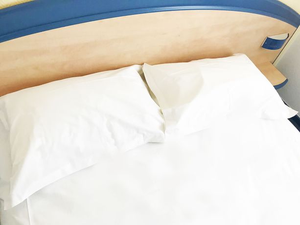 Imagen de la habitación del Hotel Atena Bordeaux Sud Est Cr&eacute;on - V&eacute;lo Friendly. Foto 16