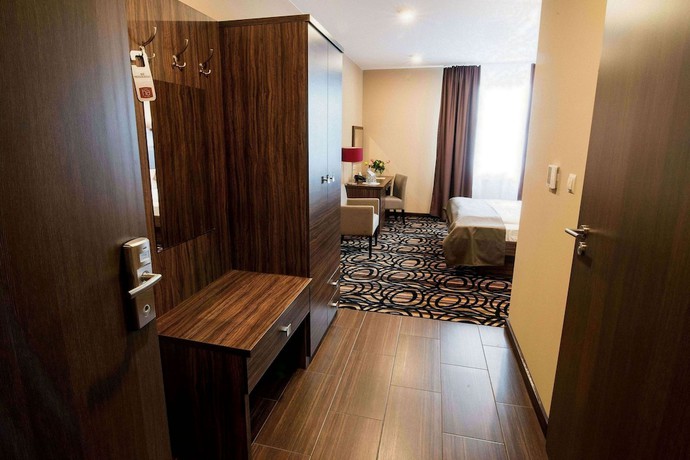 Imagen de la habitación del Hotel Atena, Mielec. Foto 13
