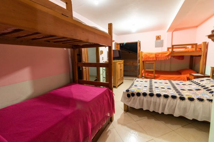 Imagen de la habitación del Hotel Atenas Jeric&oacute;. Foto 15