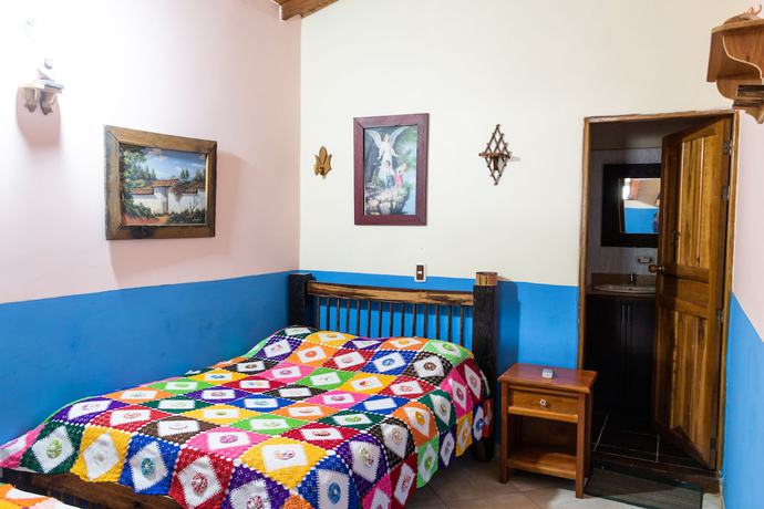 Imagen de la habitación del Hotel Atenas Jeric&oacute;. Foto 16