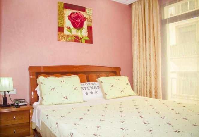 Imagen de la habitación del Hotel Atenas, Tetuán. Foto 10