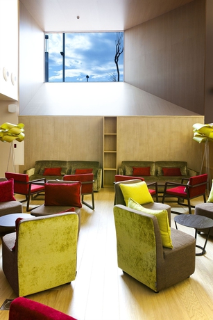 Imagen del bar/restaurante del Hotel Atenea Port Barcelona Mataro. Foto 2