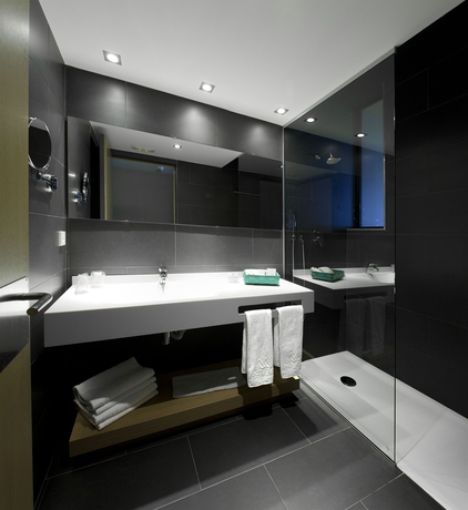 Imagen de la habitación del Hotel Atenea Port Barcelona Mataro. Foto 8