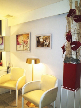 Imagen general del Hotel Atenea Rekord Suites. Foto 2