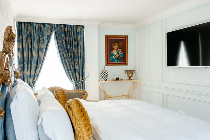 Imagen general del Hotel Ateneea Luxury Rooms. Foto 4