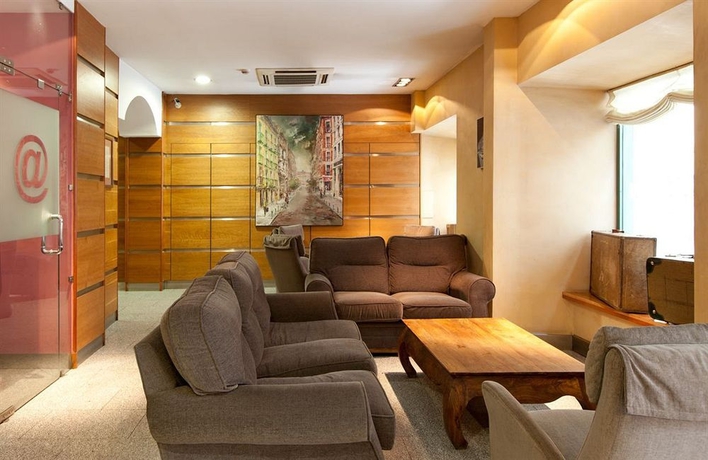 Imagen de los interiores del Hotel Ateneo, Puerta del Sol. Foto 10