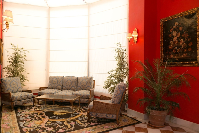Imagen de los interiores del Hotel Ateneo Sevilla. Foto 12