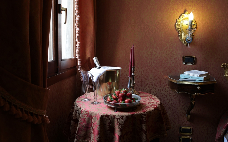 Imagen de la habitación del Hotel Ateneo, Venecia. Foto 5