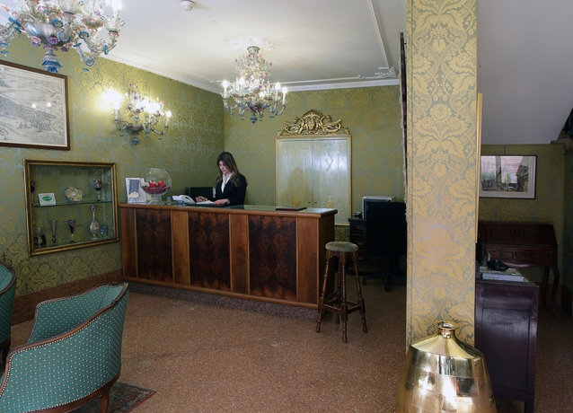 Imagen de los interiores del Hotel Ateneo, Venecia. Foto 14