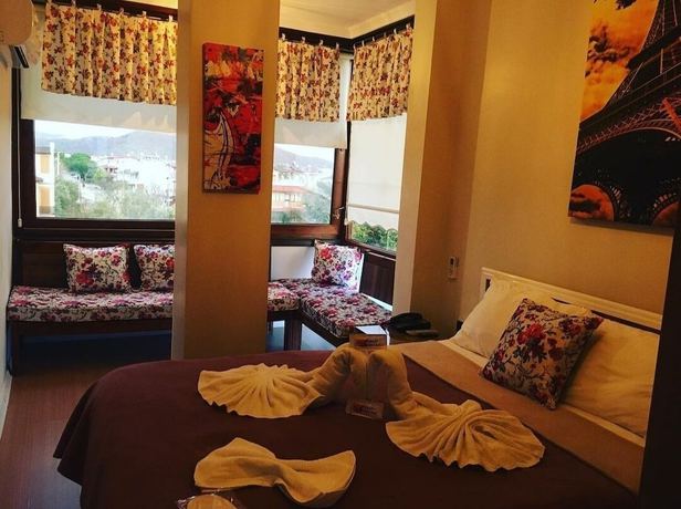 Imagen de la habitación del Hotel Aterna. Foto 9