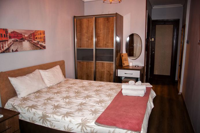 Imagen de la habitación del Hotel Aterna. Foto 11