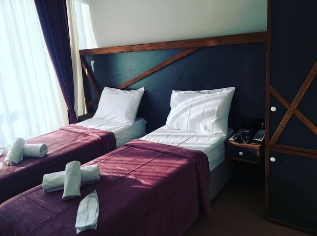 Imagen de la habitación del Hotel Aterna. Foto 17