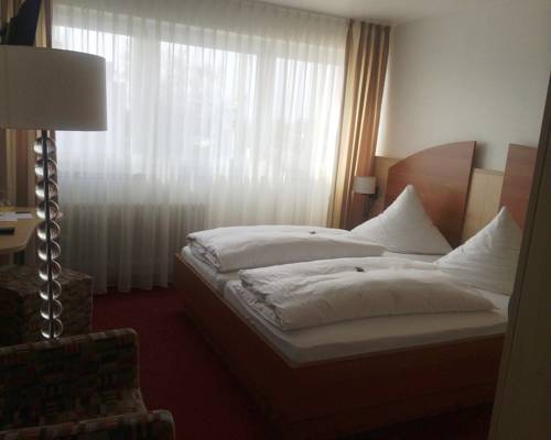 Imagen de la habitación del Hotel Ates Kehl. Foto 11