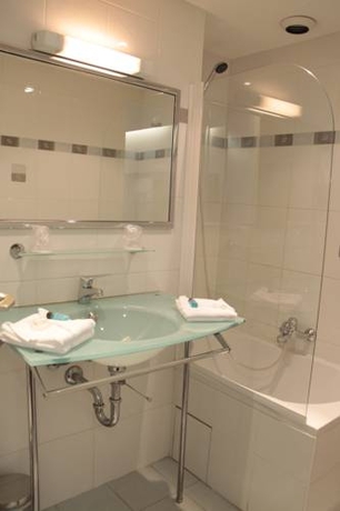 Imagen general del Hotel Ath Athénée. Foto 4