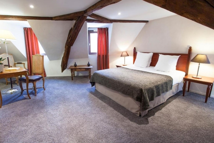 Imagen de la habitación del Hotel Athanor. Foto 13