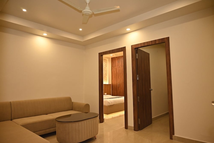 Imagen de la habitación del Hotel Atharv Kaashi - Behind Sigra Sports Stadium. Foto 8