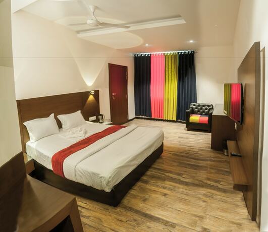 Imagen de la habitación del Hotel Atharva, Ujjain. Foto 9
