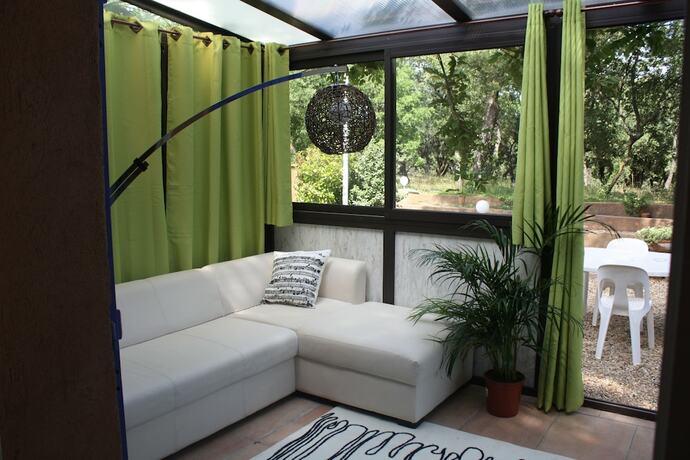 Imagen de la habitación del Hotel Ath&eacute;nopolis, Grimaud. Foto 14