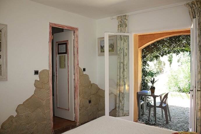 Imagen general del Hotel Ath&eacute;nopolis, Grimaud. Foto 5