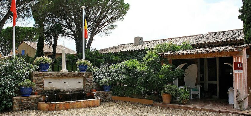 Imagen general del Hotel Ath&eacute;nopolis, Grimaud. Foto 7