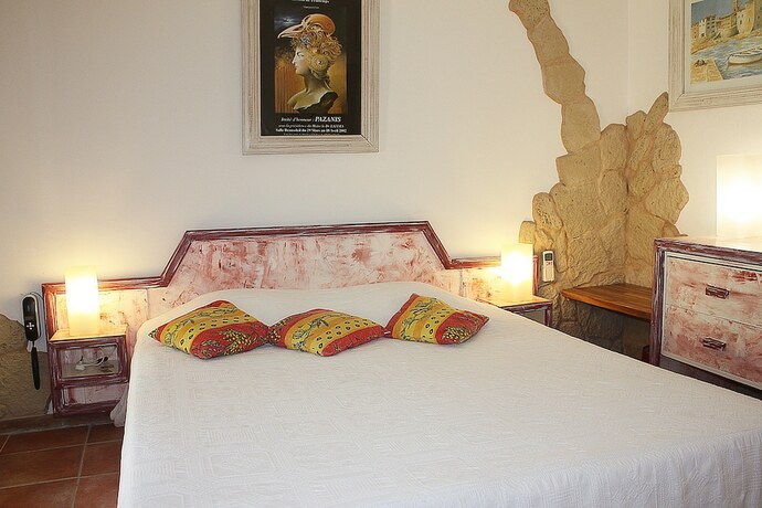 Imagen general del Hotel Ath&eacute;nopolis, Grimaud. Foto 8