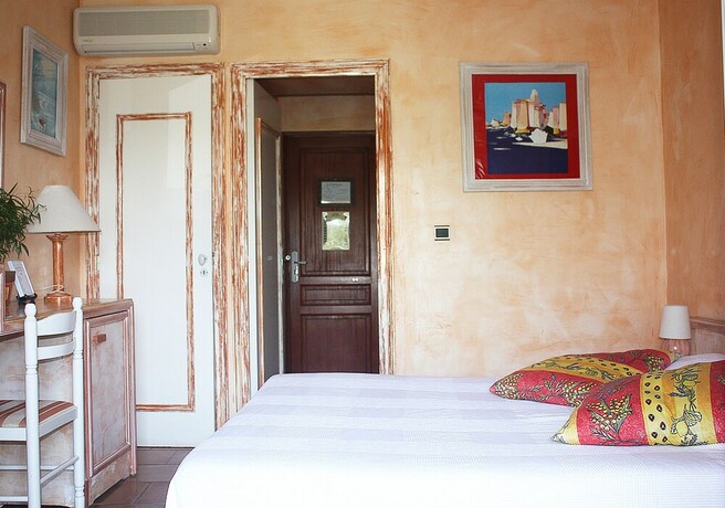 Imagen general del Hotel Ath&eacute;nopolis, Grimaud. Foto 10