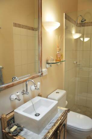 Imagen de la habitación del Hotel Athelney Cottage. Foto 22