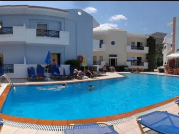 Imagen general del Hotel Athena Apartments, Stalos. Foto 2