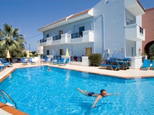 Imagen general del Hotel Athena Apartments, Stalos. Foto 4