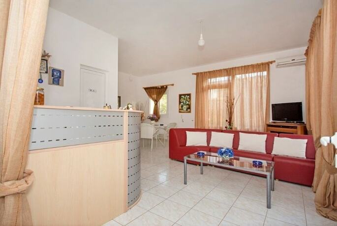 Imagen general del Hotel Athena Apartments and Studios. Foto 5