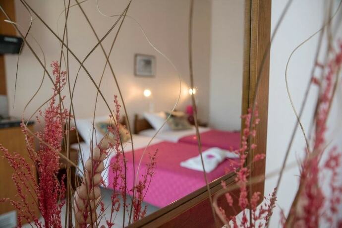 Imagen general del Hotel Athena Apartments and Studios, Kythira. Foto 2