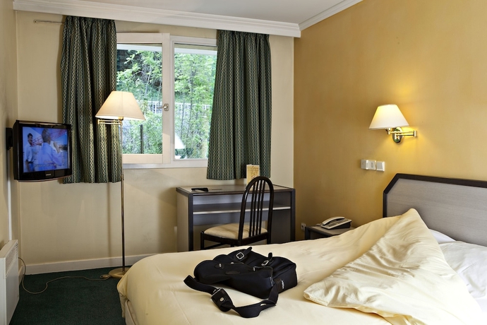 Imagen de la habitación del Hotel Athena, Brides les Bains. Foto 4