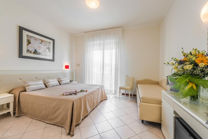 Imagen general del Hotel Athena, Cervia. Foto 13